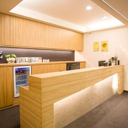 Fun Inn Taipei Hostel Dış mekan fotoğraf