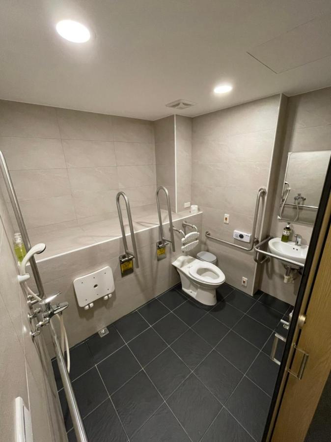 Fun Inn Taipei Hostel Dış mekan fotoğraf